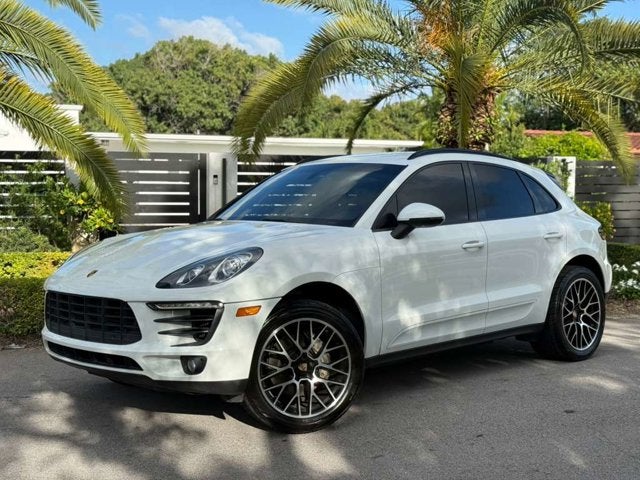 2015 Porsche Macan